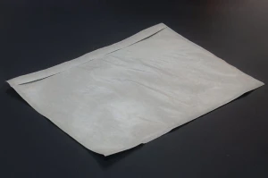 Document enclosed wallet - C4